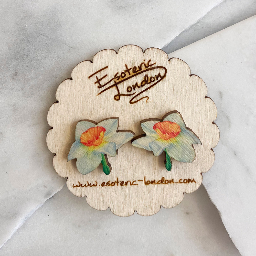 Flower stud earrings