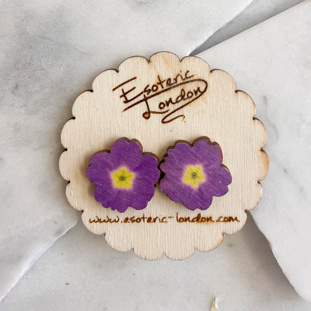 Flower stud earrings