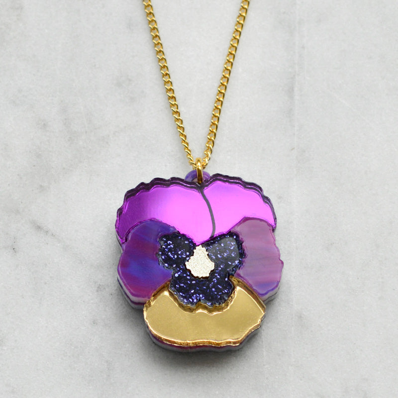 Textured Pansy Small Necklace