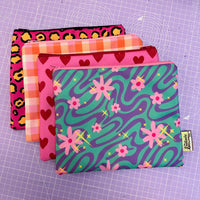 Pink & Red Hearts Print Zip Up Bag