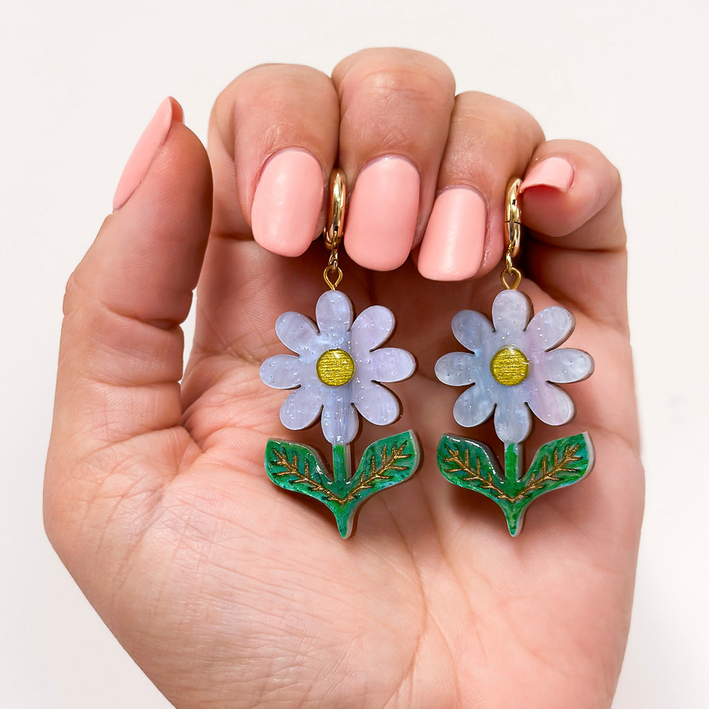Retro Daisy Dangle Earrings - Sky Blue